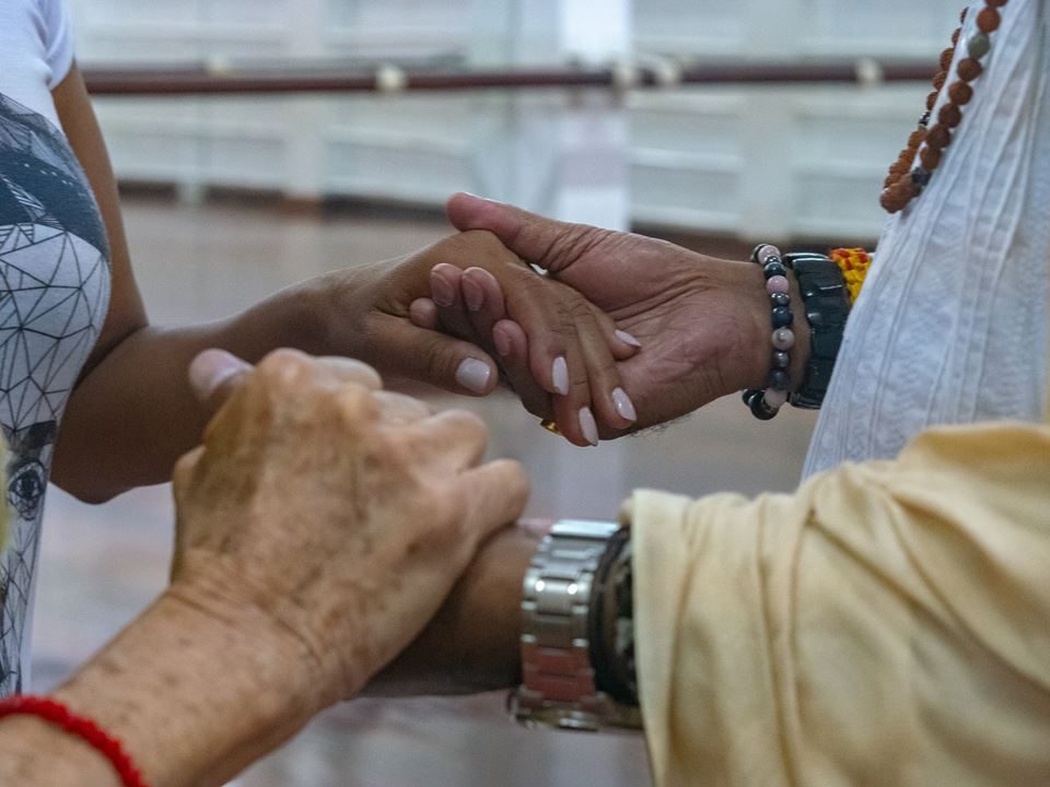 hands-mohanji